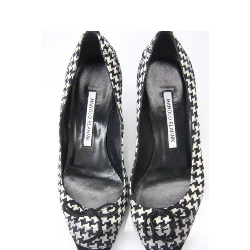 Manolo Blahnik Black & White Houndstooth Kitten Heel with Small Bow Detail